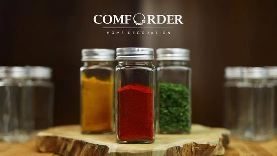 Comforder 24 Glazen Kruidenpotjes Met Strooideksel - Vierkante Kruidenstrooier - Complete Set Met Stickers, Trechter, Stift En Borstel 2 Comforder 24 Glazen Kruidenpotjes Met Strooideksel - Vierkante Kruidenstrooier - Complete Set Met Stickers, Trechter, Stift En Borstel - Afbeelding 2