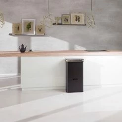 Prullenbak Met Sensor - 60 L - Zwart - Afvalscheiding Vuilbak StangVollby Halden - RVS - 4 Vakken - Automatisch Lucht Filter - 60 Liter (2×18L + 2×12L) - Automatische Soft Close Deksel Met Infrarood Sensor - 4 Vaks Afvalemmer - Bacterie Filter -SolisVac Plus Shop 550x315 4