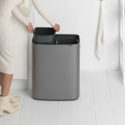 Brabantia Bo Touch Bin Prullenbak - 2 X 30 L - Platinum 25 Brabantia Bo Touch Bin Prullenbak - 2 X 30 L - Platinum -SolisVac Plus Shop 550x351 4