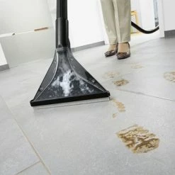 Kärcher SE 4001 Tapijtreiniger - 1400w - 4L - Met Sproeiertechnologie 18 Kärcher SE 4001 Tapijtreiniger - 1400w - 4L - Met Sproeiertechnologie -SolisVac Plus Shop 550x366 156