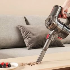 Swiss Pro+ Snoerloze Steelstofzuiger V12 Steelstofzuigers Steelstofzuiger Draadloos Met Kruimeldief Turbo Stand Led Verlichting In Mondstuk Sterke Zuigkracht Draadloos Zonder Zak 4In1! Inclusief Muurbeugel Purple Edition 2022 Zwitsers Kwaliteit -SolisVac Plus Shop 550x366 160