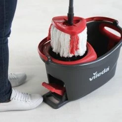 Vileda TURBO 2in1 - Pedaalsysteem Met 2 Navullingen 20 Vileda TURBO 2in1 - Pedaalsysteem Met 2 Navullingen -SolisVac Plus Shop 550x366 21