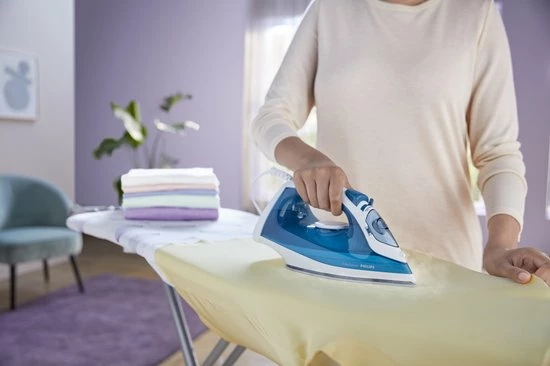 Philips EasySpeed GC1750/20 - Stoomstrijkijzer 6 Philips EasySpeed GC1750/20 - Stoomstrijkijzer - Afbeelding 6