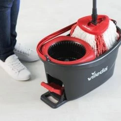 Vileda TURBO 2in1 - Pedaalsysteem Met 2 Navullingen 27 Vileda TURBO 2in1 - Pedaalsysteem Met 2 Navullingen -SolisVac Plus Shop 550x366 24