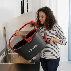 Vileda TURBO 2in1 - Pedaalsysteem Met 2 Navullingen 29 Vileda TURBO 2in1 - Pedaalsysteem Met 2 Navullingen -SolisVac Plus Shop 550x366 26