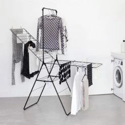 Brabantia HangOn Droogrek Inklapbaar - 25 Meter - Met Stang - Matt Black -SolisVac Plus Shop 550x366 82