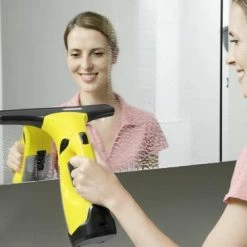 Kärcher Window Vac WV 2 Plus N Ruitenreiniger - 75 M²/h Tot 105 M²/h 25 Kärcher Window Vac WV 2 Plus N Ruitenreiniger - 75 M²/h Tot 105 M²/h -SolisVac Plus Shop 550x366 91