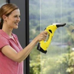 Kärcher Window Vac WV 2 Plus N Ruitenreiniger - 75 M²/h Tot 105 M²/h 30 Kärcher Window Vac WV 2 Plus N Ruitenreiniger - 75 M²/h Tot 105 M²/h -SolisVac Plus Shop 550x366 94