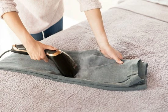 Philips Steam&Go Plus GC365/80 - Kledingstomer - Zwart 4 Philips Steam&Go Plus GC365/80 - Kledingstomer - Zwart - Afbeelding 4