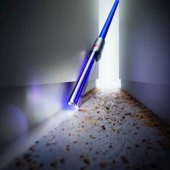 Dyson V8 Absolute - Steelstofzuiger 18 Dyson V8 Absolute - Steelstofzuiger -SolisVac Plus Shop 550x411 7