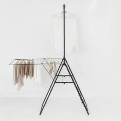 Brabantia HangOn Droogrek Inklapbaar - 25 Meter - Met Stang - Matt Black -SolisVac Plus Shop 550x412 55