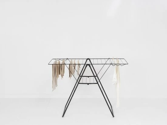 Brabantia HangOn Droogrek Inklapbaar - 20 Meter - Matt Black 6 Brabantia HangOn Droogrek Inklapbaar - 20 Meter - Matt Black - Afbeelding 6