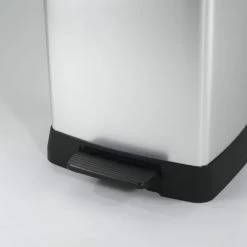 Curver Decobin Prullenbak - Rechthoekig - 50L - Metallic - Recycled Kunststof 23 Curver Decobin Prullenbak - Rechthoekig - 50L - Metallic - Recycled Kunststof -SolisVac Plus Shop 550x413