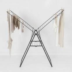 Brabantia HangOn Droogrek Inklapbaar - 25 Meter - Matt Black 28 Brabantia HangOn Droogrek Inklapbaar - 25 Meter - Matt Black -SolisVac Plus Shop 550x415 1