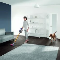 Dyson V8 Absolute - Steelstofzuiger 14 Dyson V8 Absolute - Steelstofzuiger -SolisVac Plus Shop 550x415 2