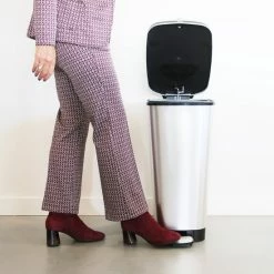Kis Pedaalemmer Chic Bin Zilver L - 50L 12 Kis Pedaalemmer Chic Bin Zilver L - 50L -SolisVac Plus Shop 550x550 1049