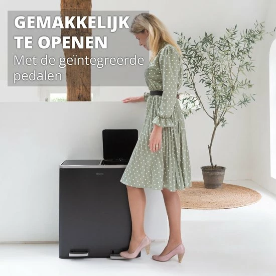 Duo Prullenbak 60 Liter Homra Quickx - 2-vaks Afvalscheidings Pedaalemmer Van Homra – 60 Liter (2x30 L) Vuilbak – Zwarte Afvalemmer Met 2 Vakken - RVS - Vuilnisbak Keuken - Hygiënisch Afval Scheiden - Zwart - Pedaal Prullenbak - Vuilnisemmer 10 Duo Prullenbak 60 Liter Homra Quickx - 2-vaks Afvalscheidings Pedaalemmer Van Homra – 60 Liter (2x30 L) Vuilbak – Zwarte Afvalemmer Met 2 Vakken - RVS - Vuilnisbak Keuken - Hygiënisch Afval Scheiden - Zwart - Pedaal Prullenbak - Vuilnisemmer - Afbeelding 10