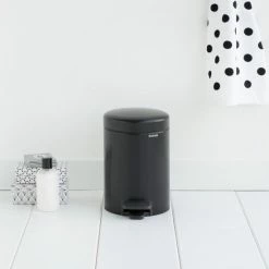 Brabantia NewIcon Prullenbak - 3 L - Matt Black 16 Brabantia NewIcon Prullenbak - 3 L - Matt Black -SolisVac Plus Shop 550x550 540