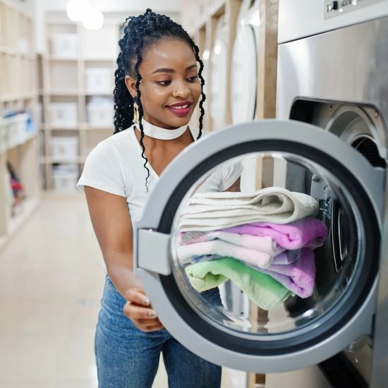 Omo Vloeibaar Wasmiddel Kleur - 100 Wasbeurten - Grootverpakking 8 Omo Vloeibaar Wasmiddel Kleur - 100 Wasbeurten - Grootverpakking - Afbeelding 8