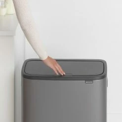 Brabantia Bo Touch Bin Prullenbak - 2 X 30 L - Platinum 27 Brabantia Bo Touch Bin Prullenbak - 2 X 30 L - Platinum -SolisVac Plus Shop 550x550 721