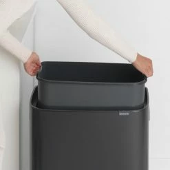 Brabantia Bo Touch Bin Prullenbak - 60 L - Matt Black 33 Brabantia Bo Touch Bin Prullenbak - 60 L - Matt Black -SolisVac Plus Shop 550x550 725