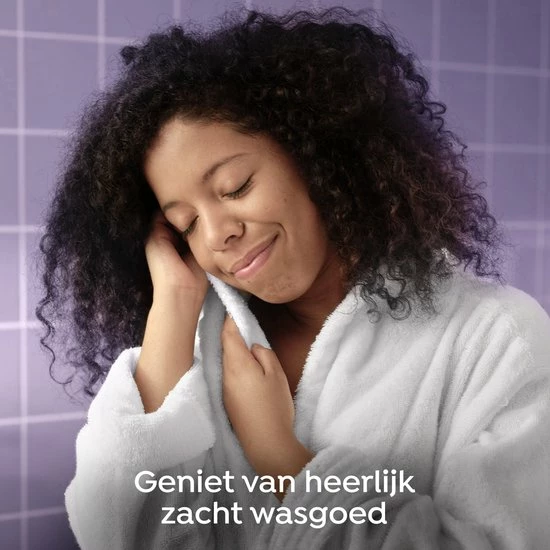 Robijn Creations Paarse Orchidee & Bosbessen Wasverzachter - 8 X 30 Wasbeurten - Voordeelverpakking 6 Robijn Creations Paarse Orchidee & Bosbessen Wasverzachter - 8 X 30 Wasbeurten - Voordeelverpakking - Afbeelding 6