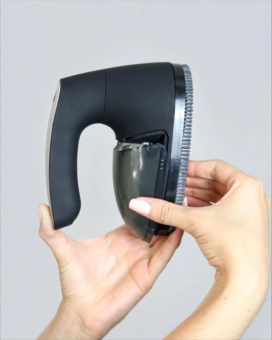 Beepro® Elektrische Pluizenverwijderaar - Ontpluizer - Draadloos En Oplaadbaar - Zwart 11 Beepro® Elektrische Pluizenverwijderaar - Ontpluizer - Draadloos En Oplaadbaar - Zwart - Afbeelding 11