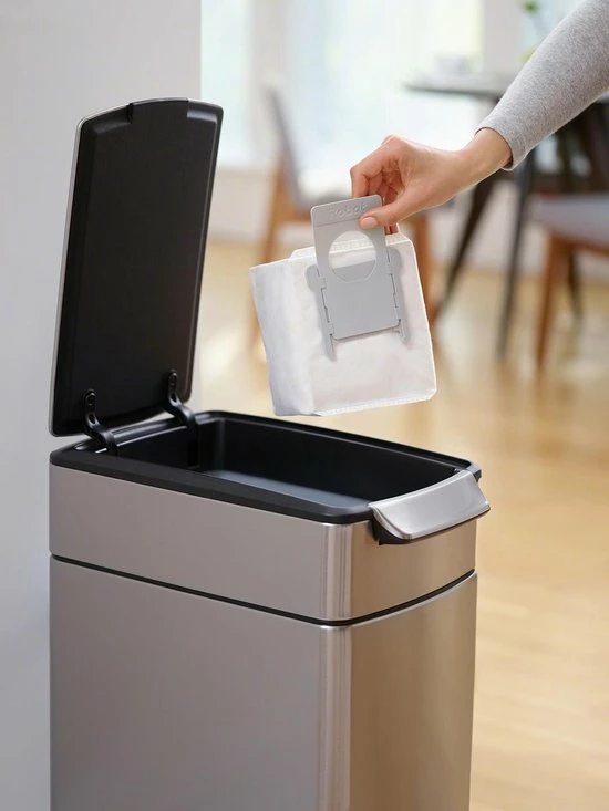 IRobot® Roomba® I7+ - Robotstofzuiger Met Slimme Navigatie - Automatische Vuilafvoer - I7558 17 IRobot® Roomba® I7+ - Robotstofzuiger Met Slimme Navigatie - Automatische Vuilafvoer - I7558 - Afbeelding 17