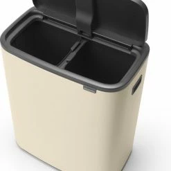 Brabantia Bo Touch Bin Prullenbak - 2 X 30 L - Soft Beige 8 Brabantia Bo Touch Bin Prullenbak - 2 X 30 L - Soft Beige -SolisVac Plus Shop 550x768 4