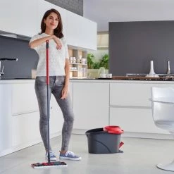 Vileda UltraMax TURBO - Pedaalsysteem + 1 Sensitive Navulling Voor Delicate Vloeren 36 Vileda UltraMax TURBO - Pedaalsysteem + 1 Sensitive Navulling Voor Delicate Vloeren -SolisVac Plus Shop 550x825 18